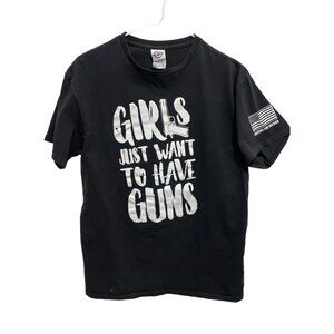 1119  Delta Pro Weight Graphic Guns Short Sleeve Tee Black&White